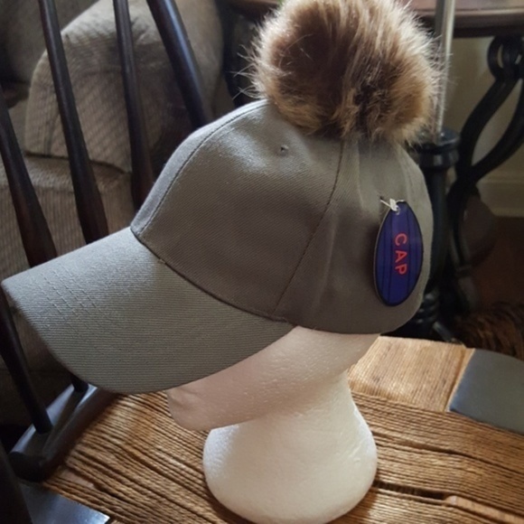 Gray  Baseball Cap Hat w/ Removable Fur Pom Pom Winter Chic main image 5